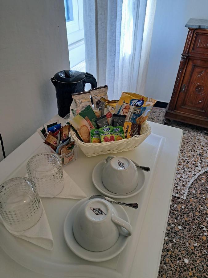 Dora Aurea Otel Levanto Dış mekan fotoğraf