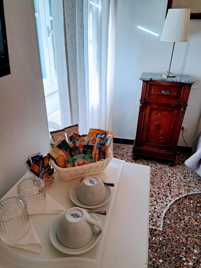Dora Aurea Otel Levanto Dış mekan fotoğraf