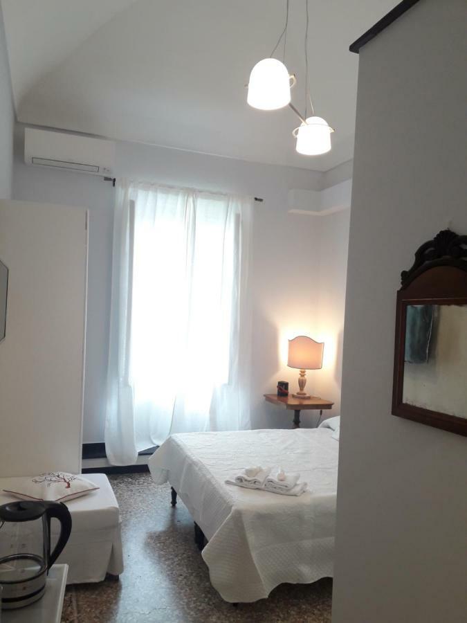 Dora Aurea Otel Levanto Dış mekan fotoğraf